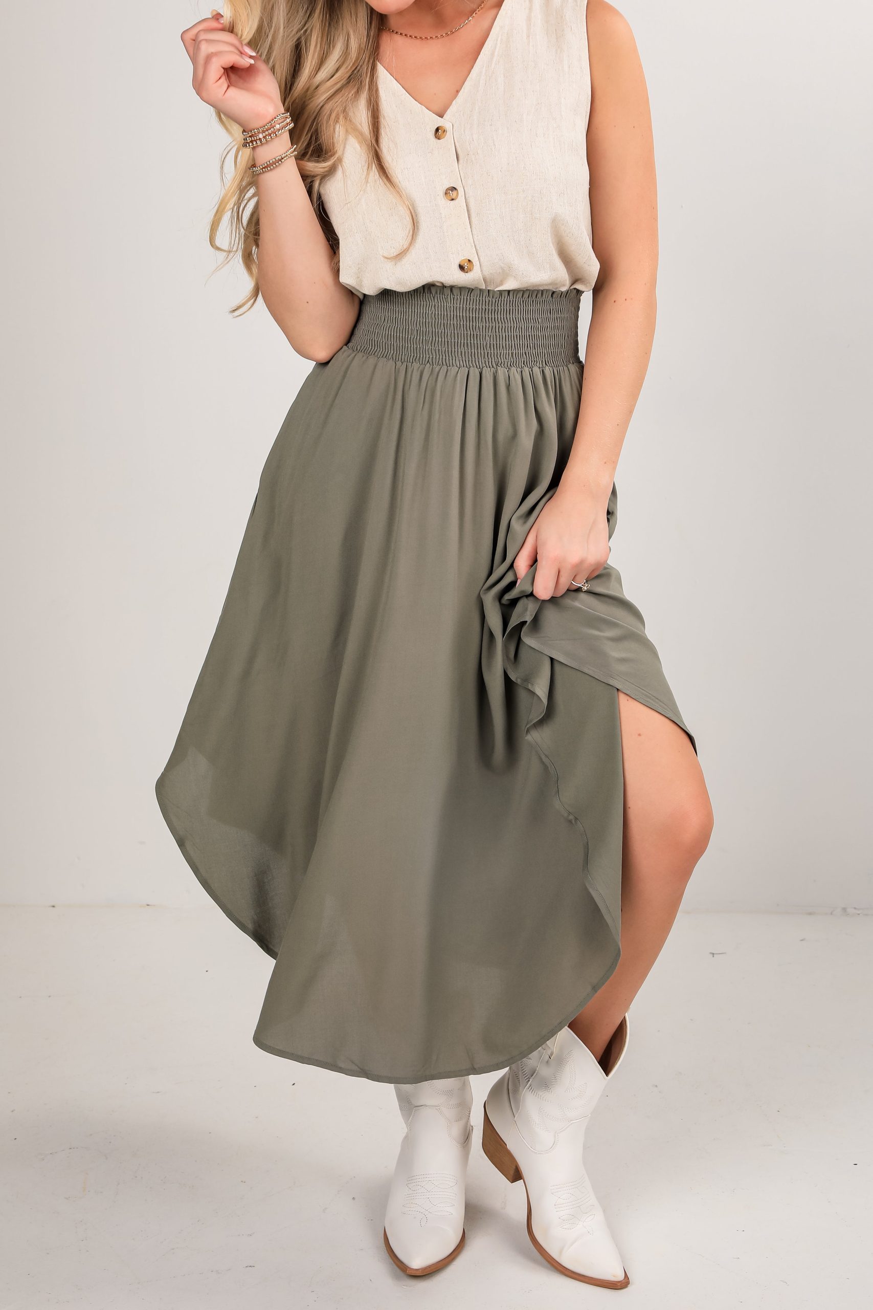 shopdressup_olive_midi_skirt-2_3fca7753-882b-4566-8491-4deaa3d4794d.jpg
